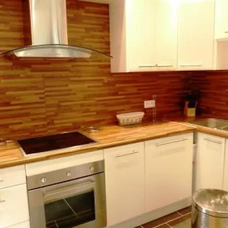 Sleeps 7 Wifi Apartman Cannes