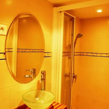 Sleeps 7 Wifi