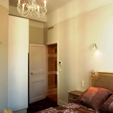 Sleeps 7 Wifi Apartman *